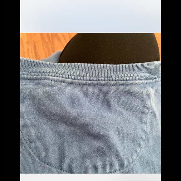 Duluth Trading Co. short sleeve blue Longtail Tee - Picture 5 of 5